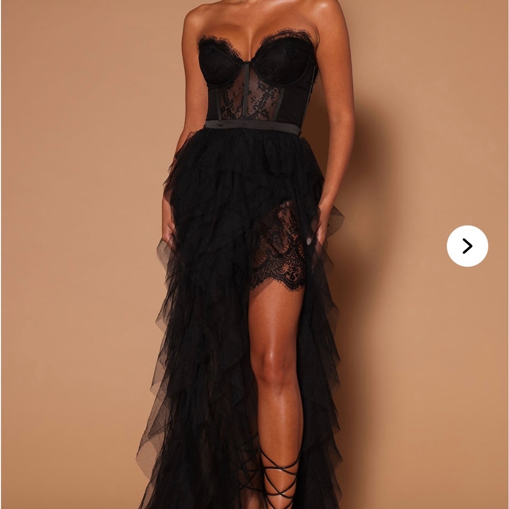 Fashion Nova Black Strapless Lace Dress